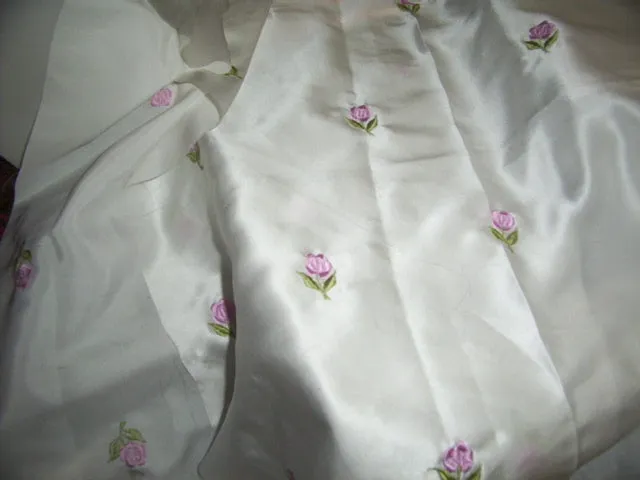 100 % Silk satin fabric ivory colour Rose embroidery 44" wide  [486]