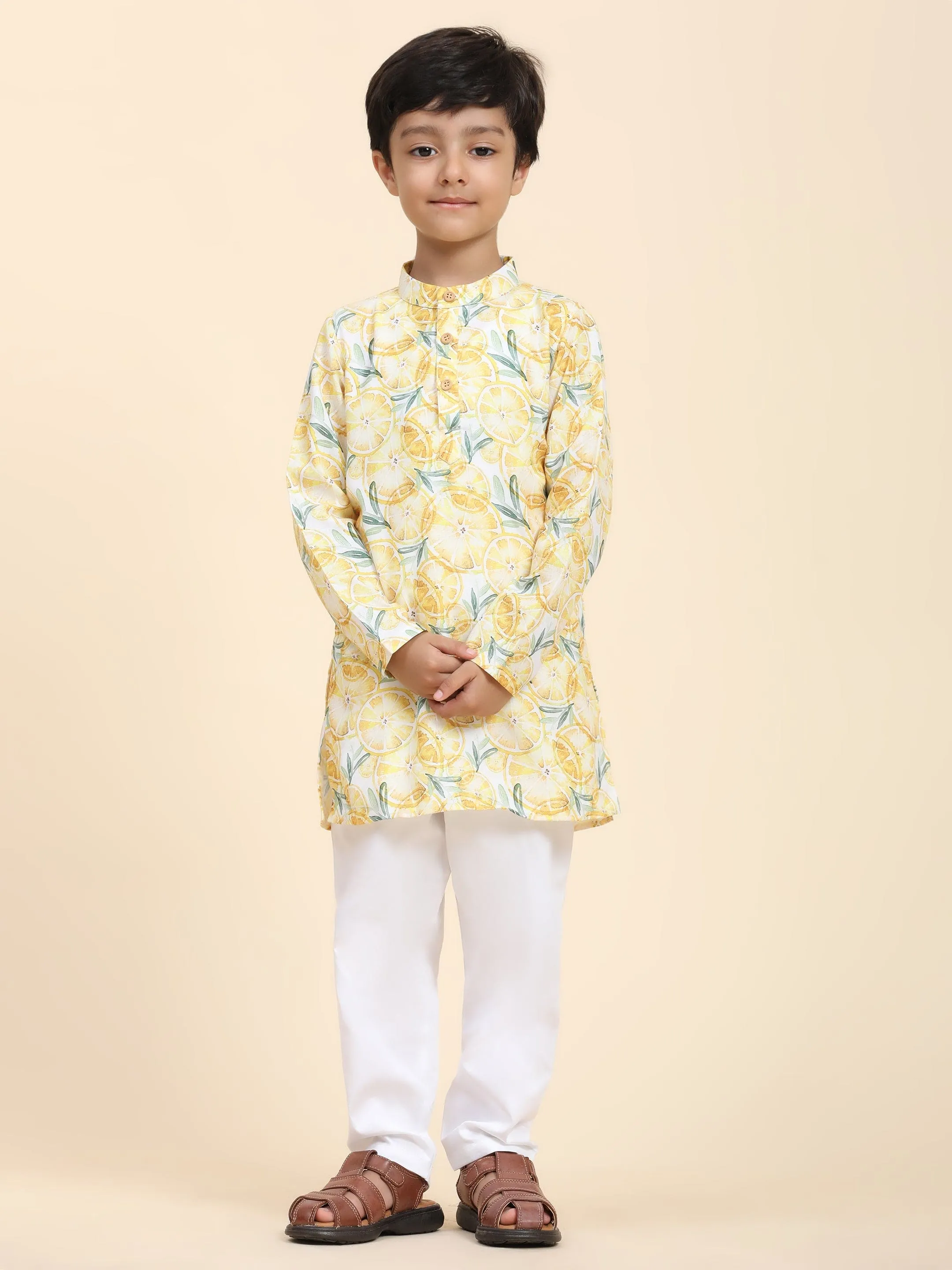 Lemon Print Vestiario's Blend Linen Kurta Pajama Set