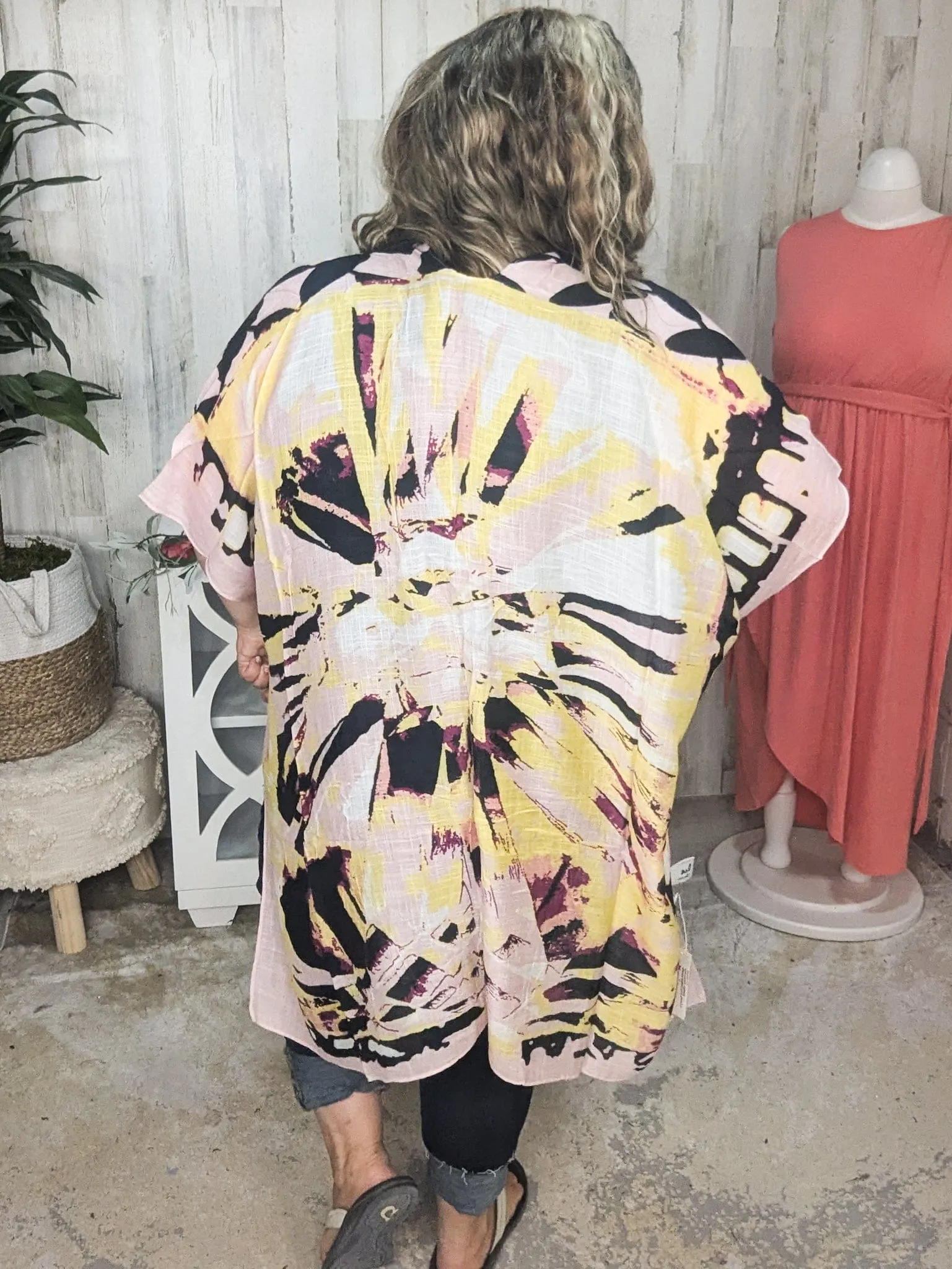 Rachelle Abstract Floral   Geometric Kimono in Pink   Yellow